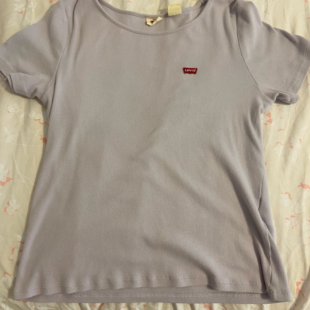 Levi’s purple L shirt